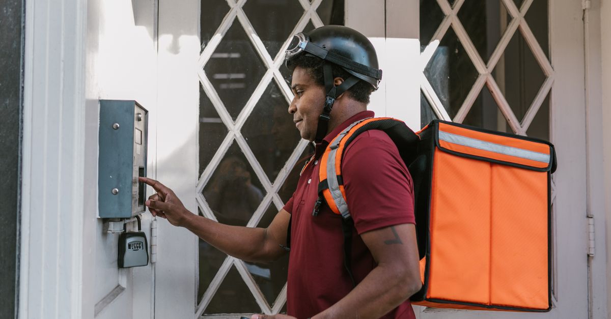 locksmith service technician — Brampton Pro Locksmith